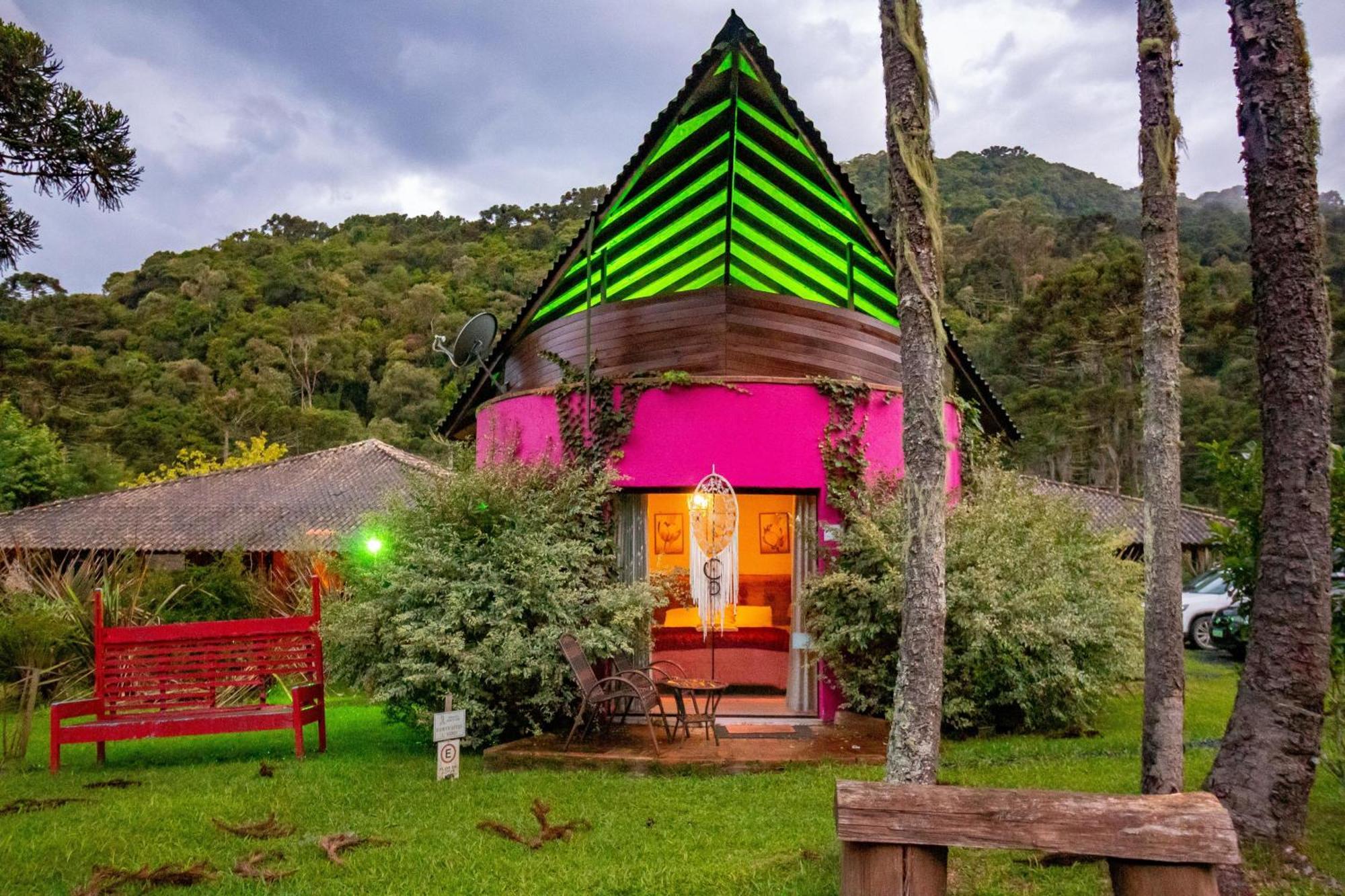 אורוביסי Pousada Jardim Do Buda Com Cafe מראה חיצוני תמונה