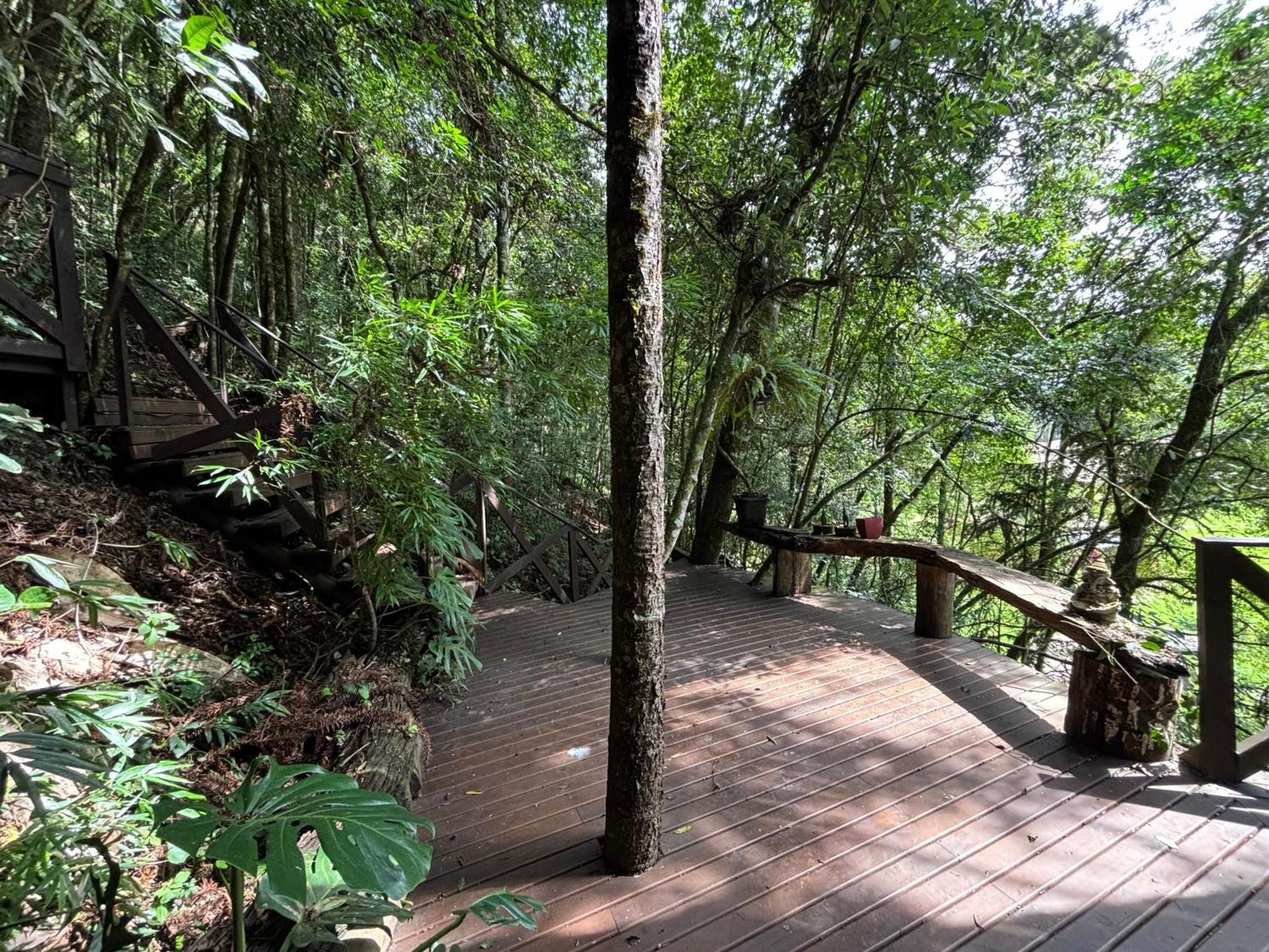 אורוביסי Pousada Jardim Do Buda Com Cafe מראה חיצוני תמונה